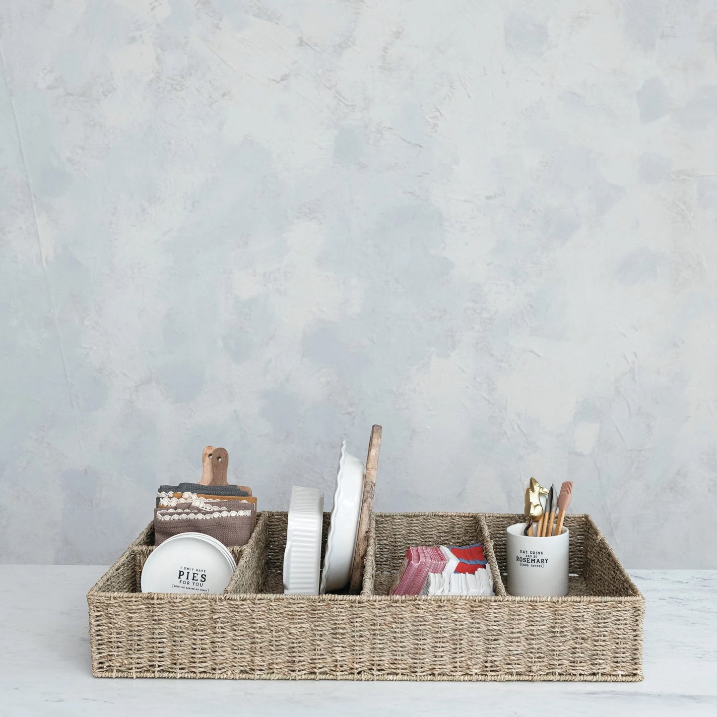 Seagrass and Metal Tray